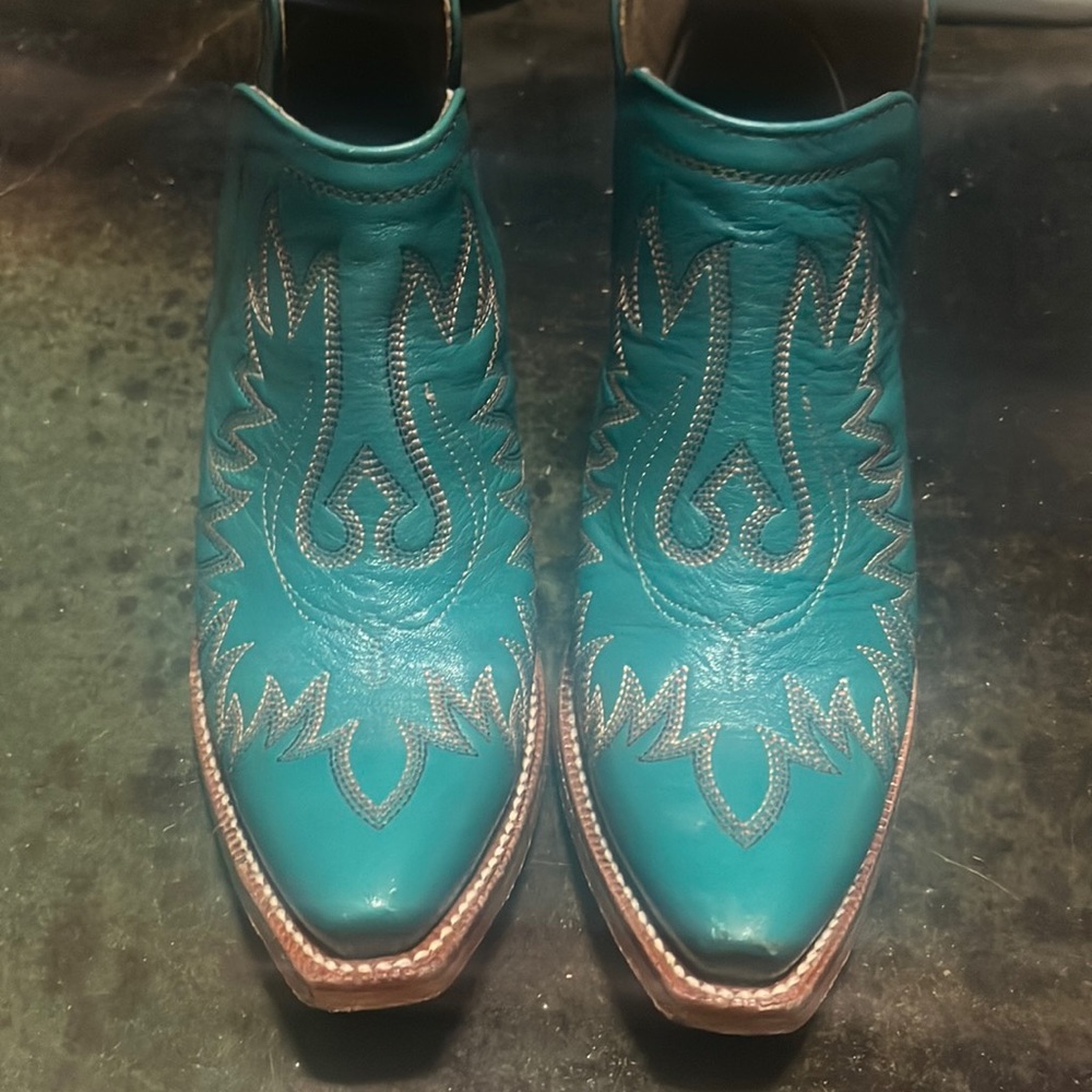 Ariat Booties